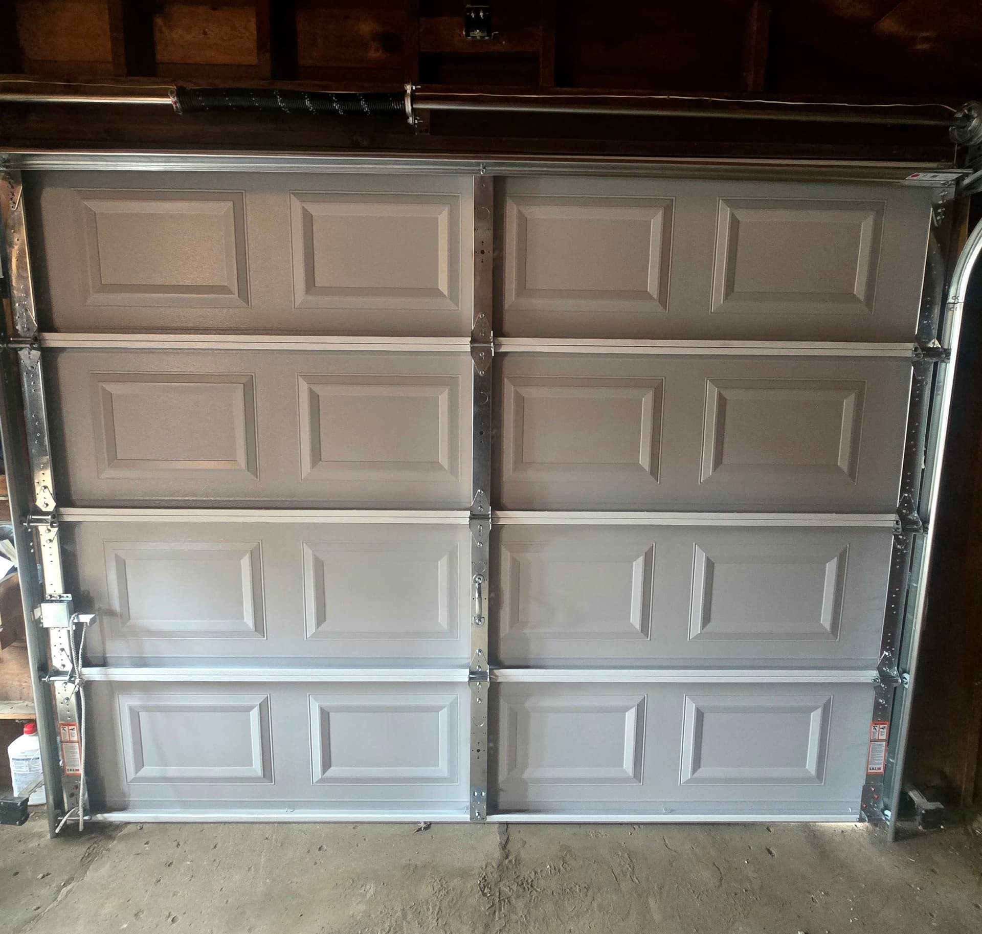 Gallery photos for Dented and Worn Out Garage Door Gets a Full Replacement in Bloomington: Image #3