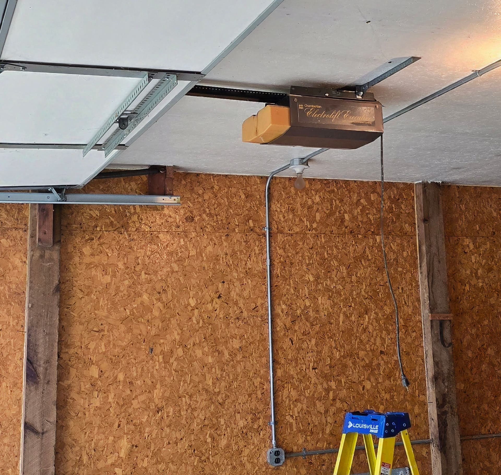 Gallery photos for Seamless Garage Door Opener Upgrade: Image #3