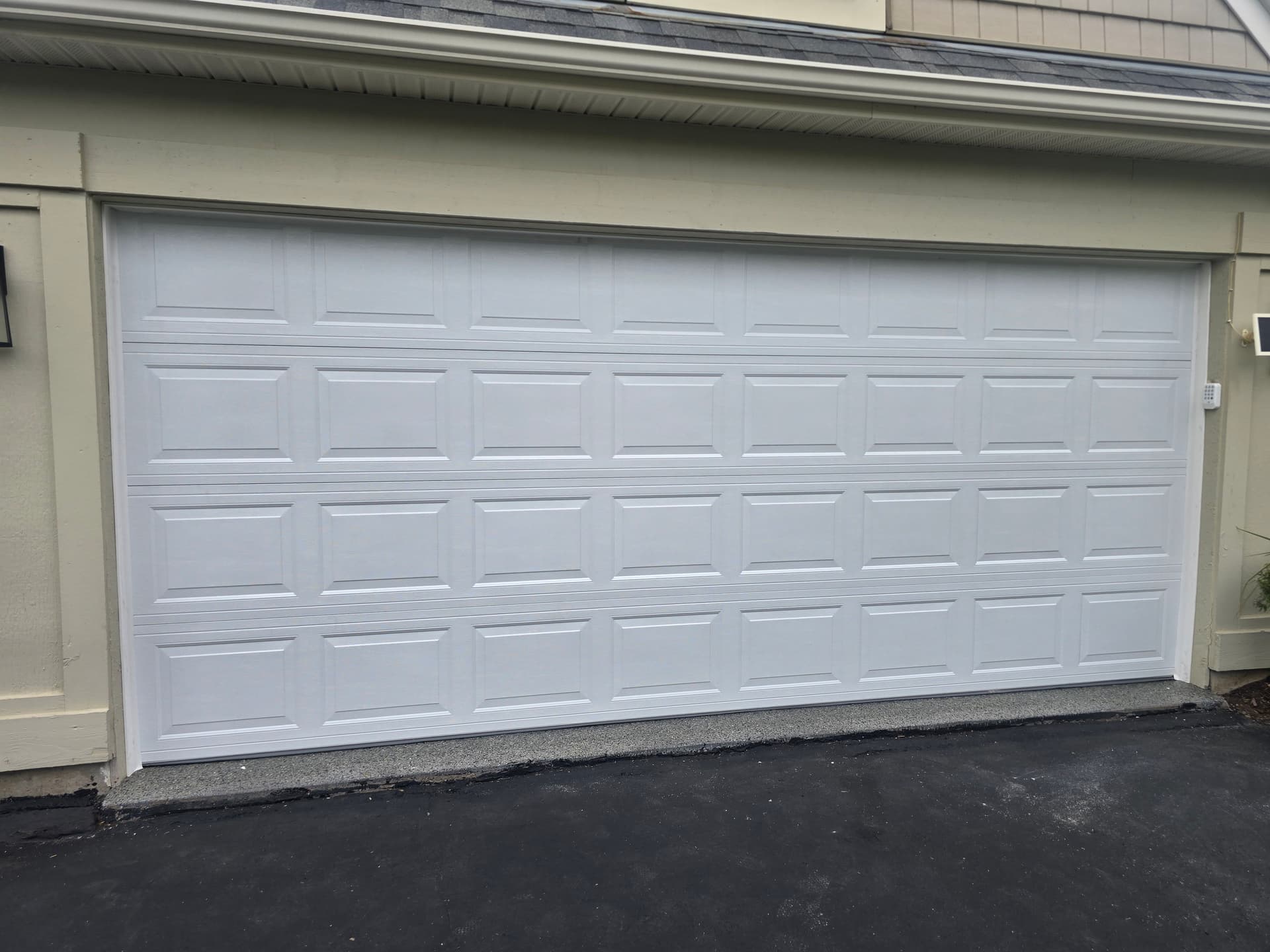 Gallery photos for New Garage Door and Opener Install in Maple Grove MN: Image #8
