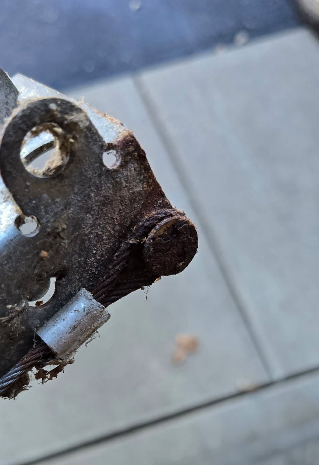 Gallery photos for Prevent Costly Repairs with Timely Garage Door Cable Maintenance: Image #2