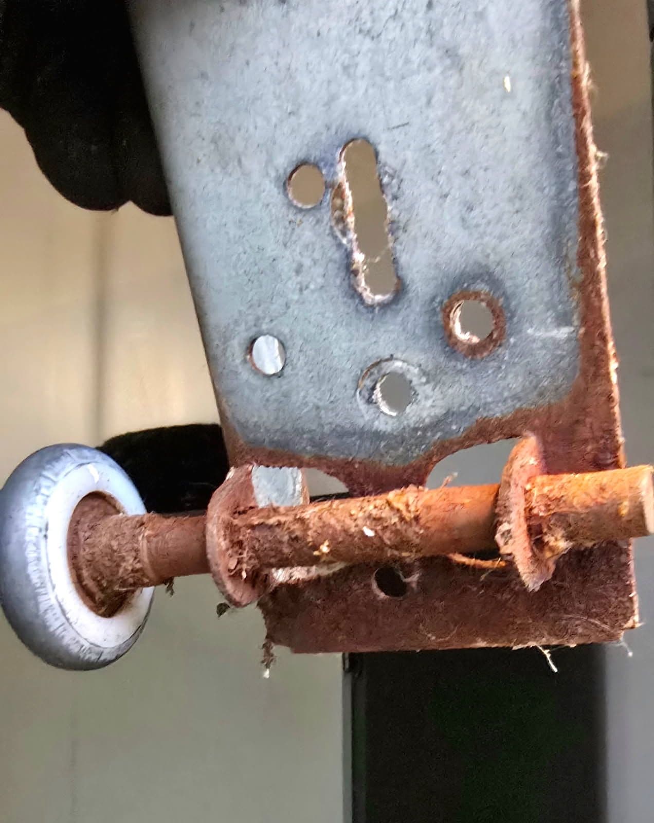 Gallery photos for Garage Door Tune-Up in Big Lake: Image #2